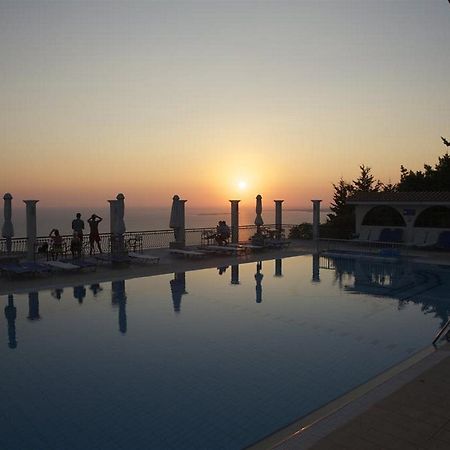 Mouikis Sun Village Lakithra Ngoại thất bức ảnh