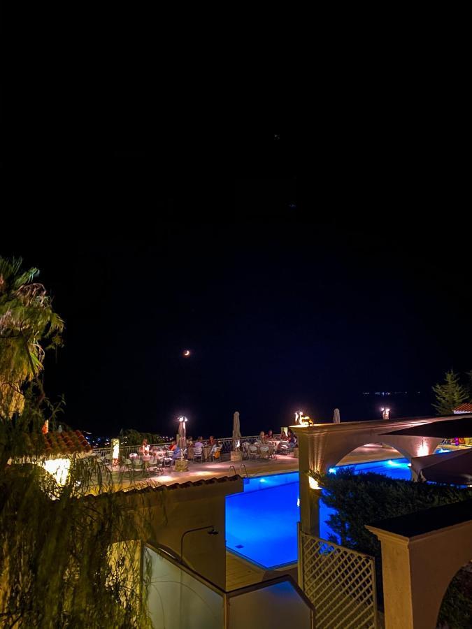 Mouikis Sun Village Lakithra Ngoại thất bức ảnh